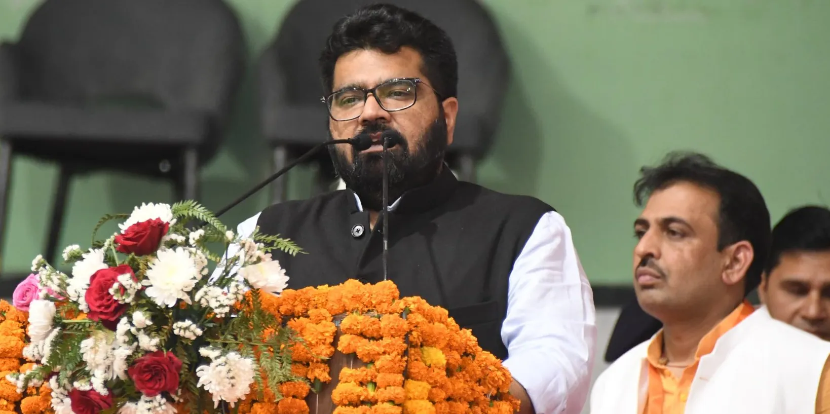 हरियाणा के हर जिले में खुलेंगे 'परशुराम ज्ञान गंगा केंद्र' सांसद कार्तिकेय शर्मा ने सीएम सैनी के सामने रखी कई मांगें